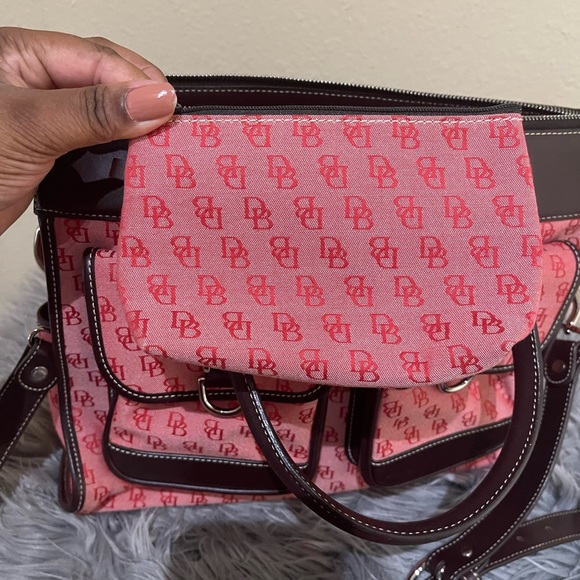 Dooney & Bourke Vintage Satchel Red Logo Fabric Print - Picture 11 of 12